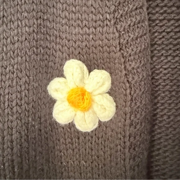 Baevely 3D Flower Cardigan Black Cream Yellow Daisies Oversized L - Picture 5 of 10